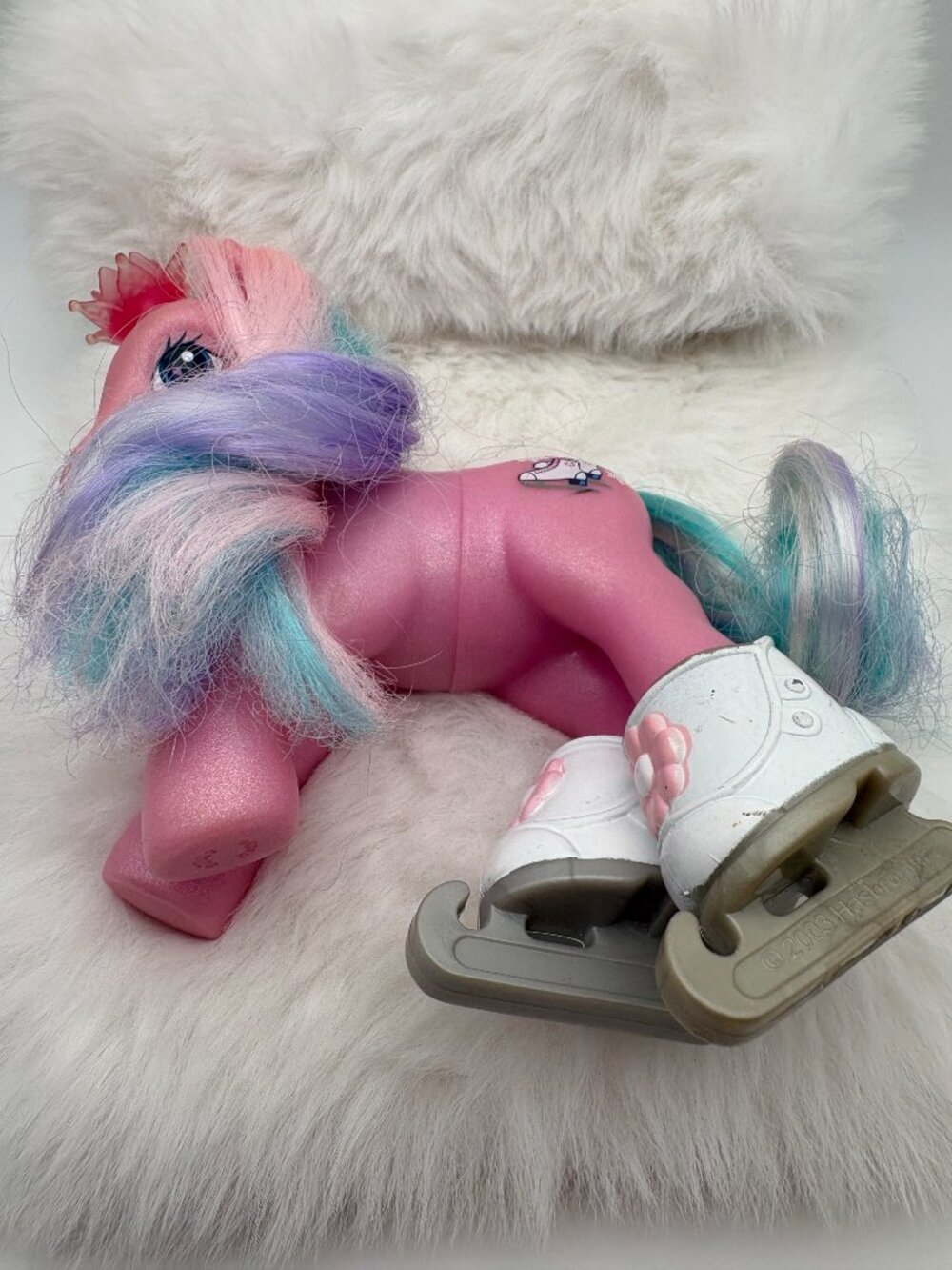 My Little Pony (MLP) Glitter Glide Pink Body Ice Skates Snowflakes (MLP: LOT1-4) - Picture 8 of 16